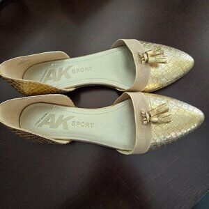 Ann Klein AK Sport Gold D'Orsay Flats, 8M, Gently Used